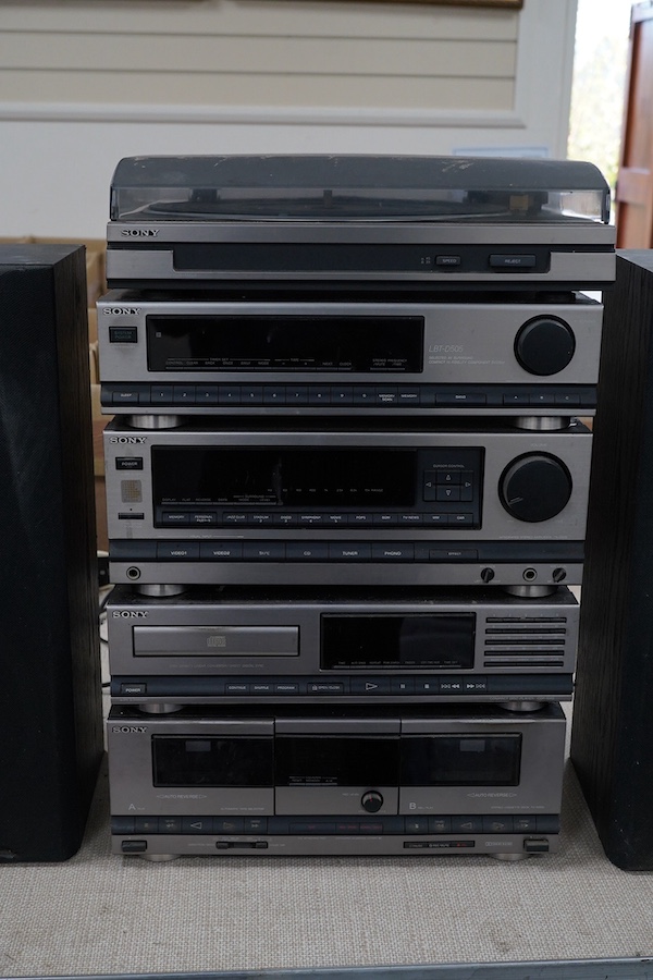 A Sony separates 5-part LBT-D505 stereo system with speakers. Condition - poor to fair.